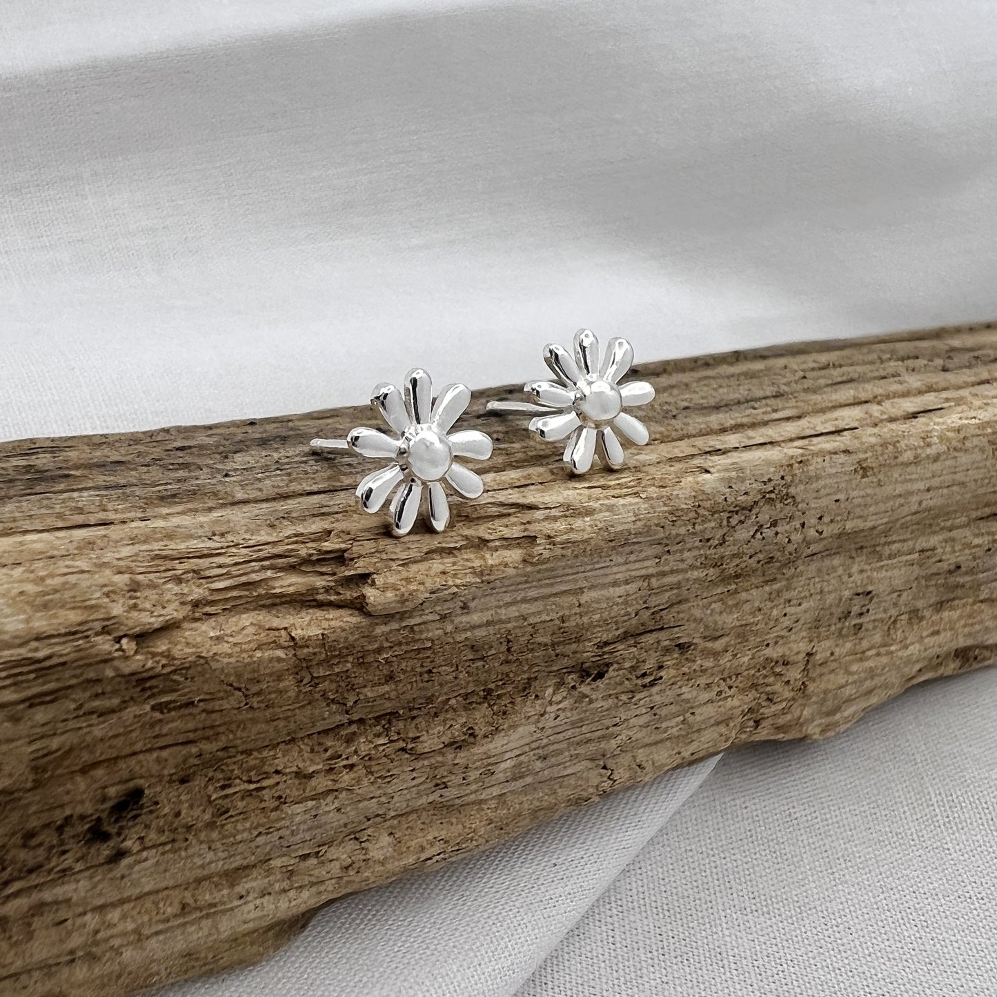 Flower Stud Earrings - The Kristal Collection